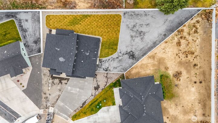 Property Photo: 6443 Rd 2.05 NE WA 98837