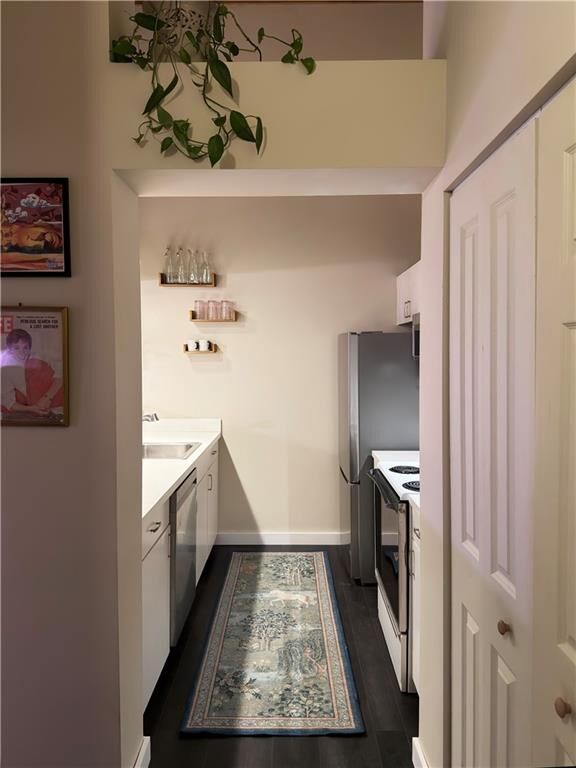 Property Photo:  494 Woonasquatucket Avenue 111  RI 02911 