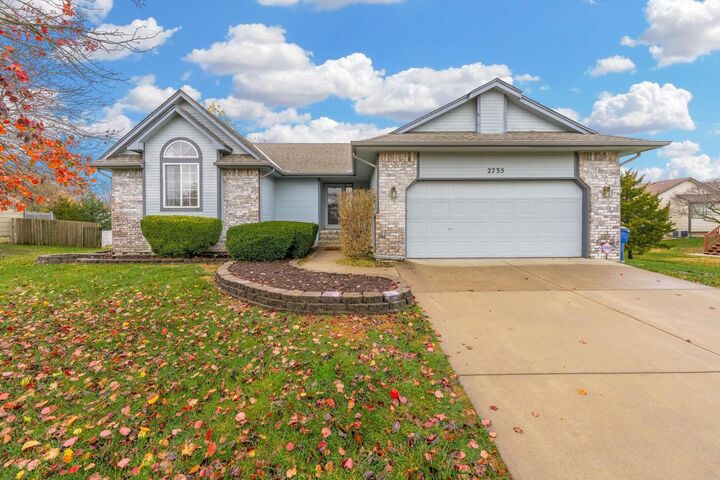 2735 N Meadow Oaks St  Wichita KS 67220 photo