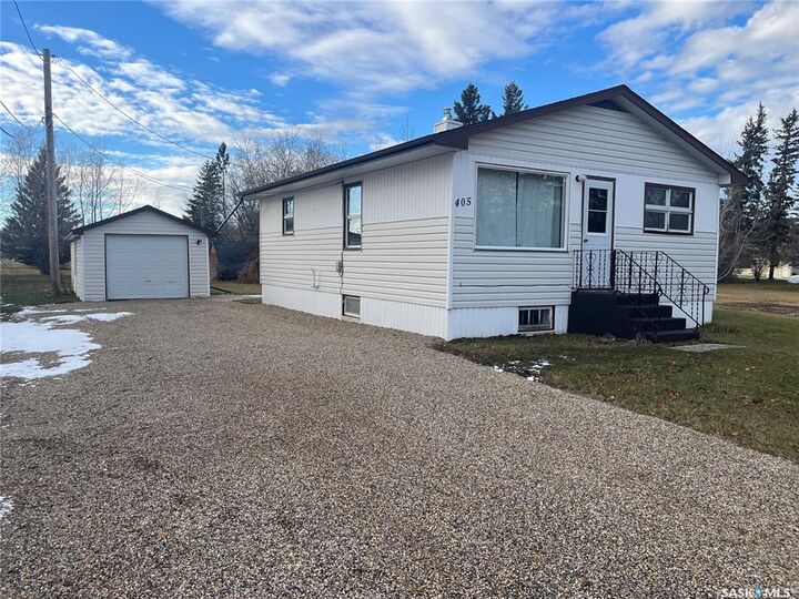 405 Nelson Avenue  Rose Valley SK S0E 1M0 photo
