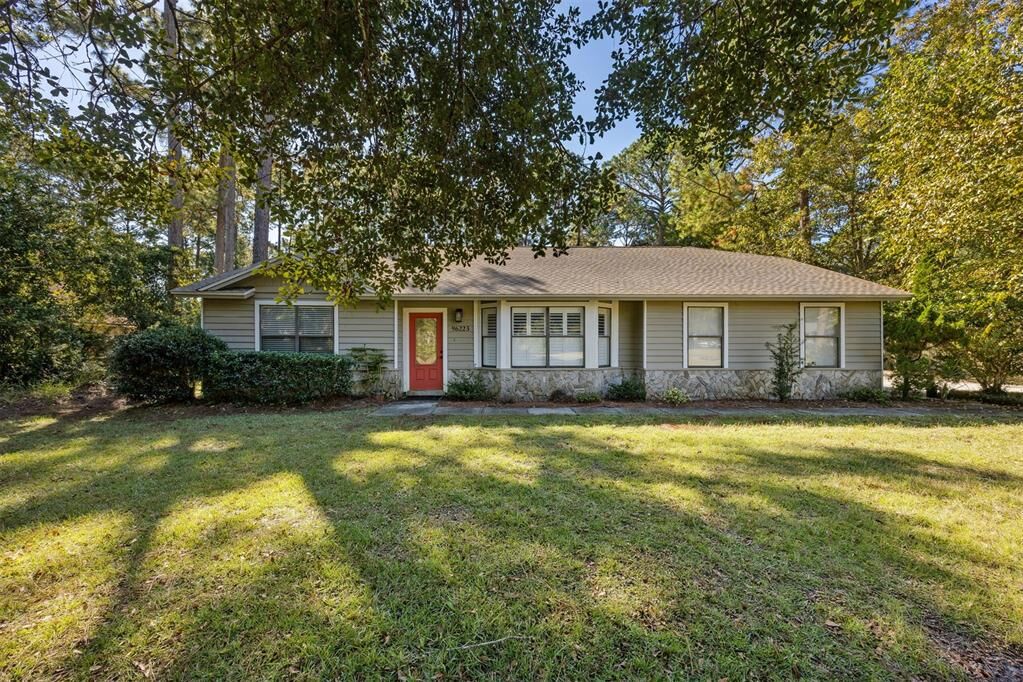 Property Photo: 96223 Parliament Drive FL 32034