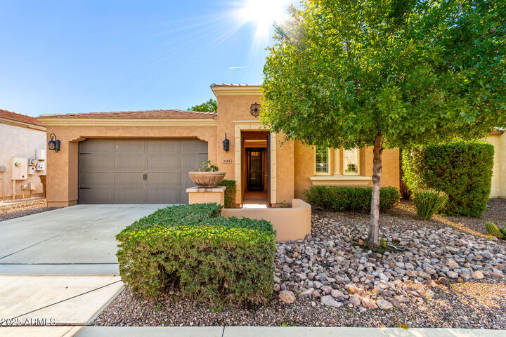 Property Photo: 821 E Vesper Trail AZ 85140