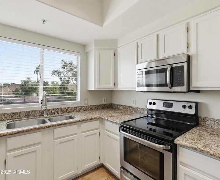 Property Photo:  1825 W Ray Road 2145  AZ 85224 