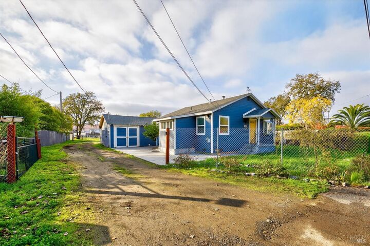 Property Photo:  3421 Moorland Avenue  CA 95407 