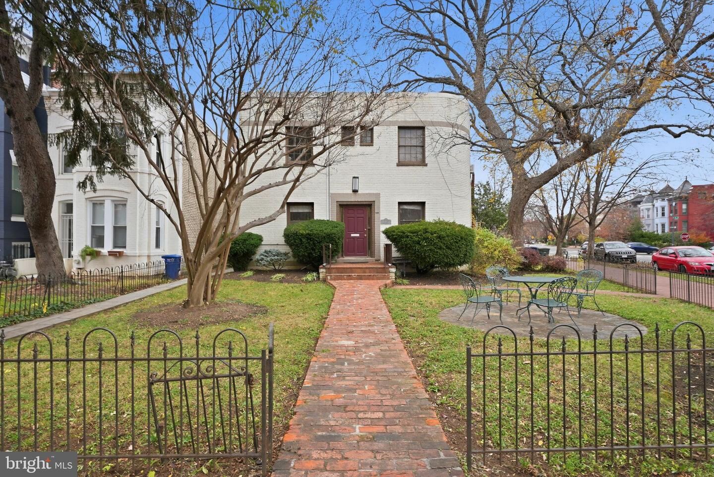 Property Photo: 1126 South Carolina Avenue SE DC 20003