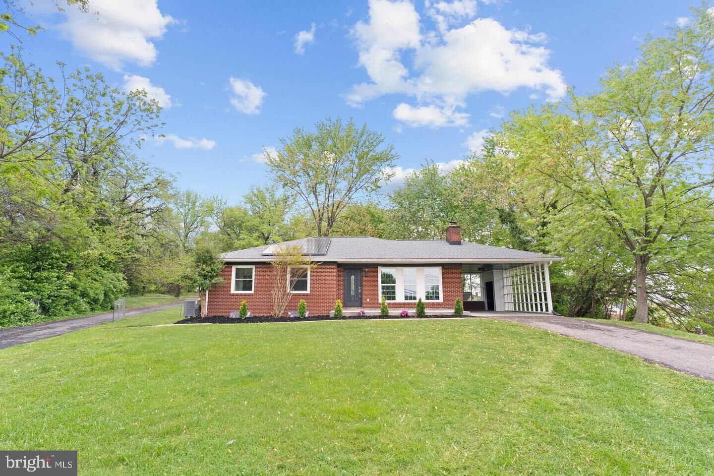 Property Photo:  5401 McCormick Avenue  MD 21206 