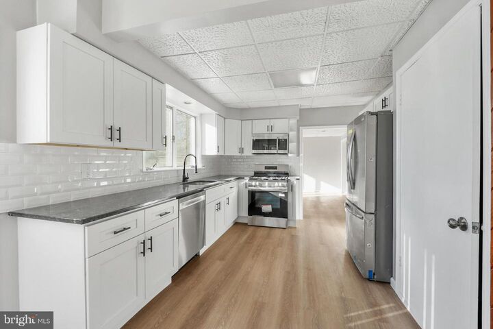 Property Photo:  101 Railroad Boulevard  NJ 08003 