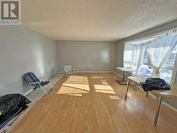 Property Photo: 124 Highland Crescent ON P0T 2H0