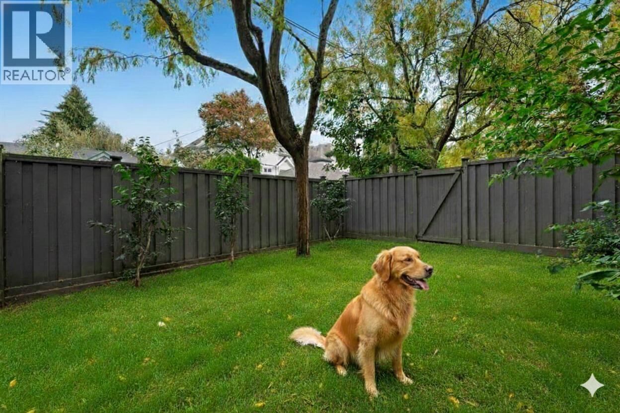 Property Photo: 3083 West 4th Avenue 102 BC V6K 1R5