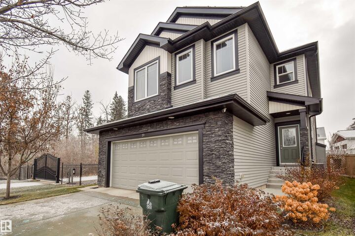 19 Meadowgrove Lane  Spruce Grove AB T7X 0W2 photo