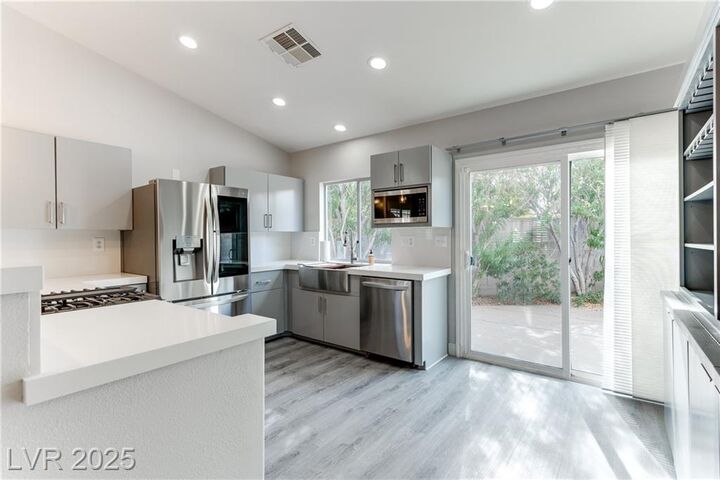 Property Photo: 10229 Anoka Avenue NV 89144