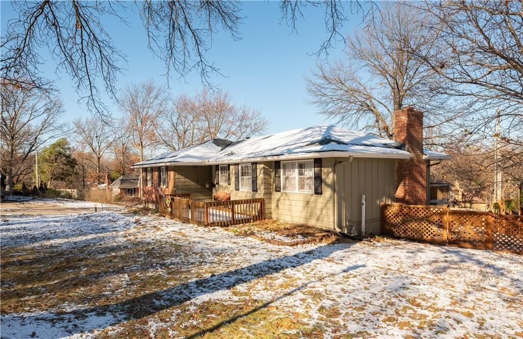 Property Photo:  10024 W 70th Terrace  KS 66203 