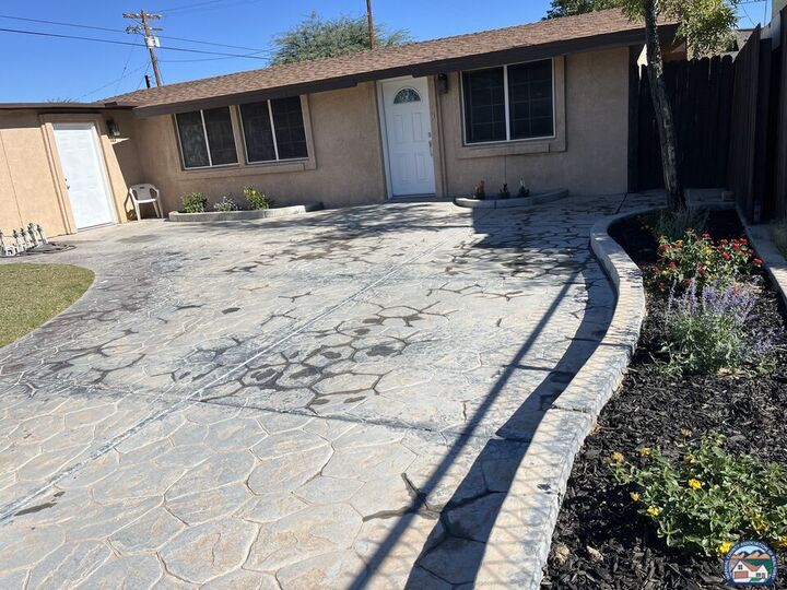 Property Photo: 1111 Cottonwood Dr CA 92243