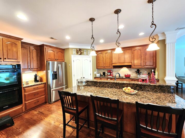 Property Photo:  1091 Bouldercrest Way  GA 30642 