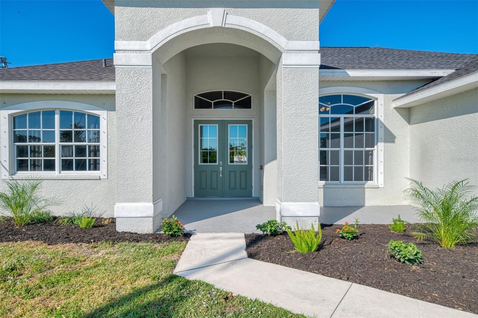 Property Photo: 9275 Waldrep Street FL 33981