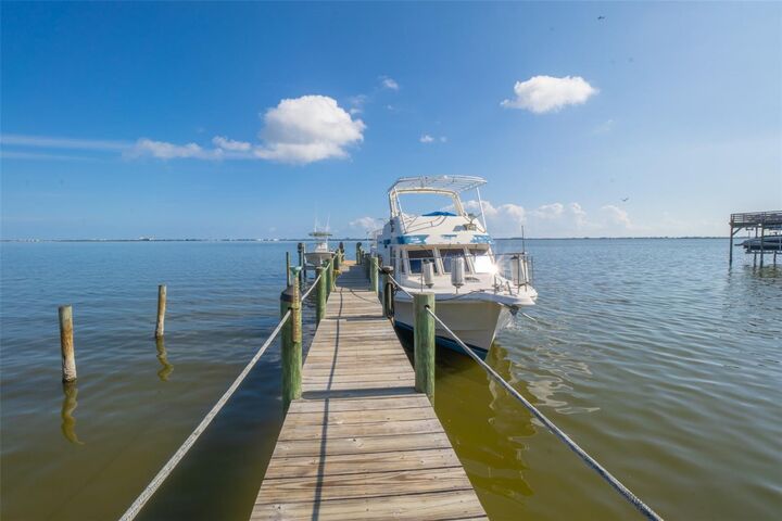 Property Photo: 954 S Banana River Drive FL 32952