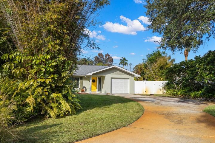 Property Photo:  3059 Hickory Drive  FL 33770 
