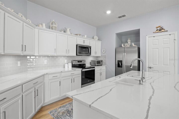 Property Photo:  1591 Mattie Pointe Place  FL 33823 