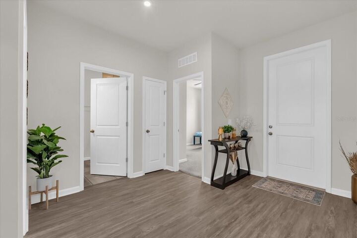 Property Photo:  3963 Clipstone Place  FL 32773 