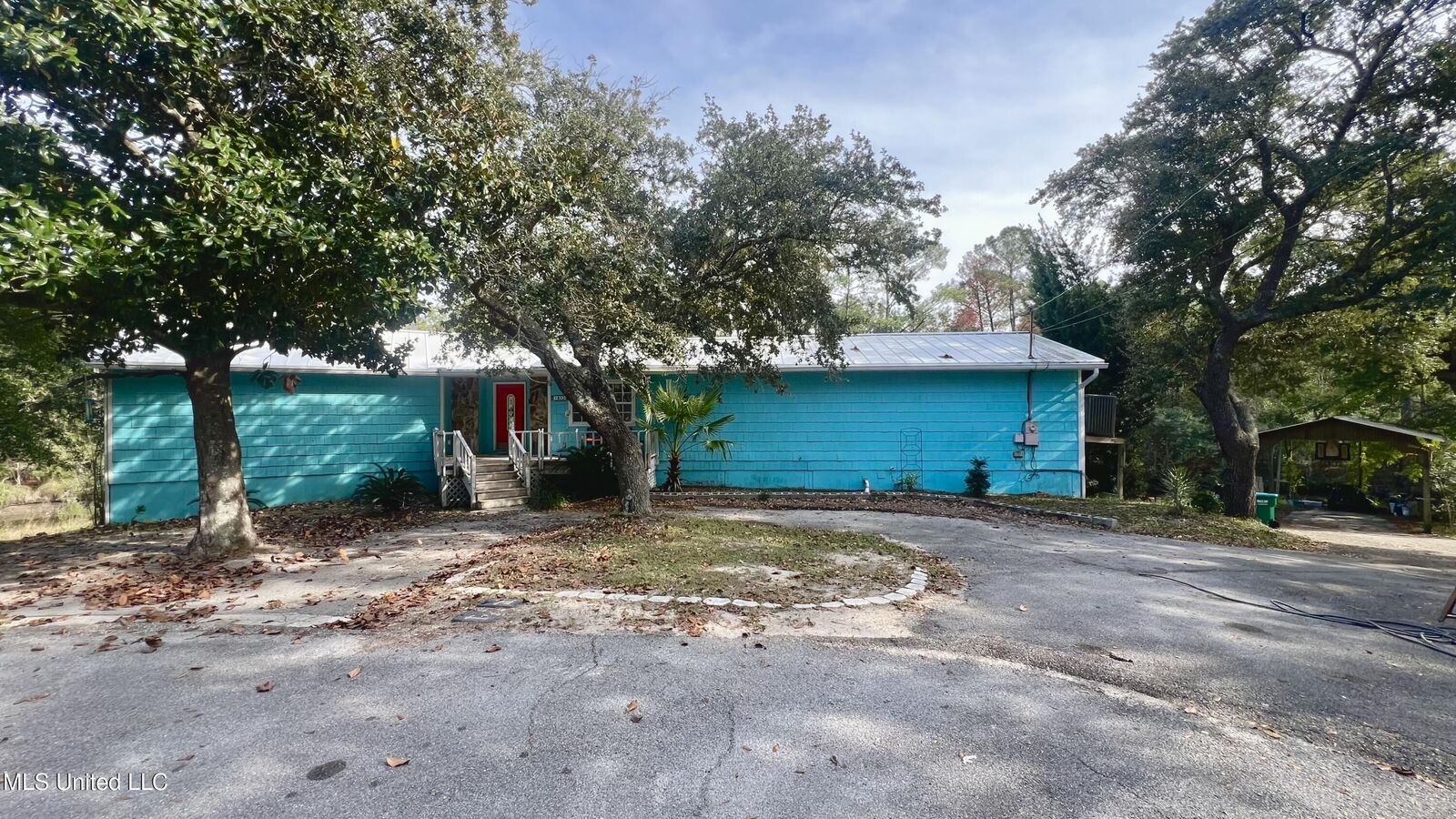 Property Photo:  1832 Seacrest Drive  MS 39553 