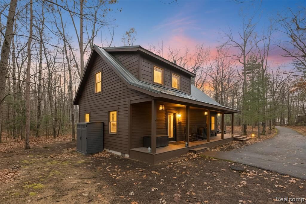 Property Photo:  150 N East Mullett Lake Road  MI 49749 9164 