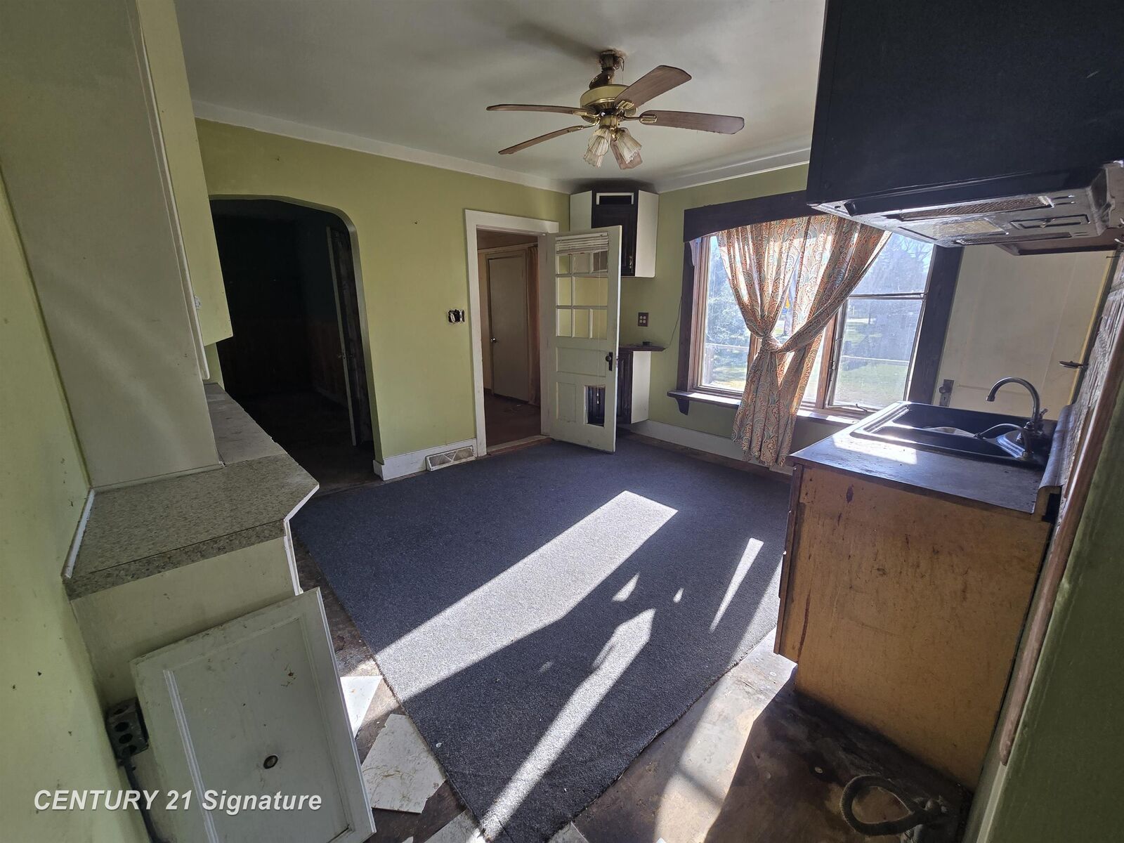 Property Photo:  9075 Neff Road  MI 48458 