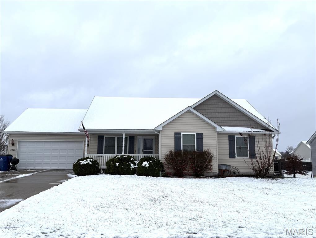 Property Photo:  1025 Oakmont Lane  MO 63084 