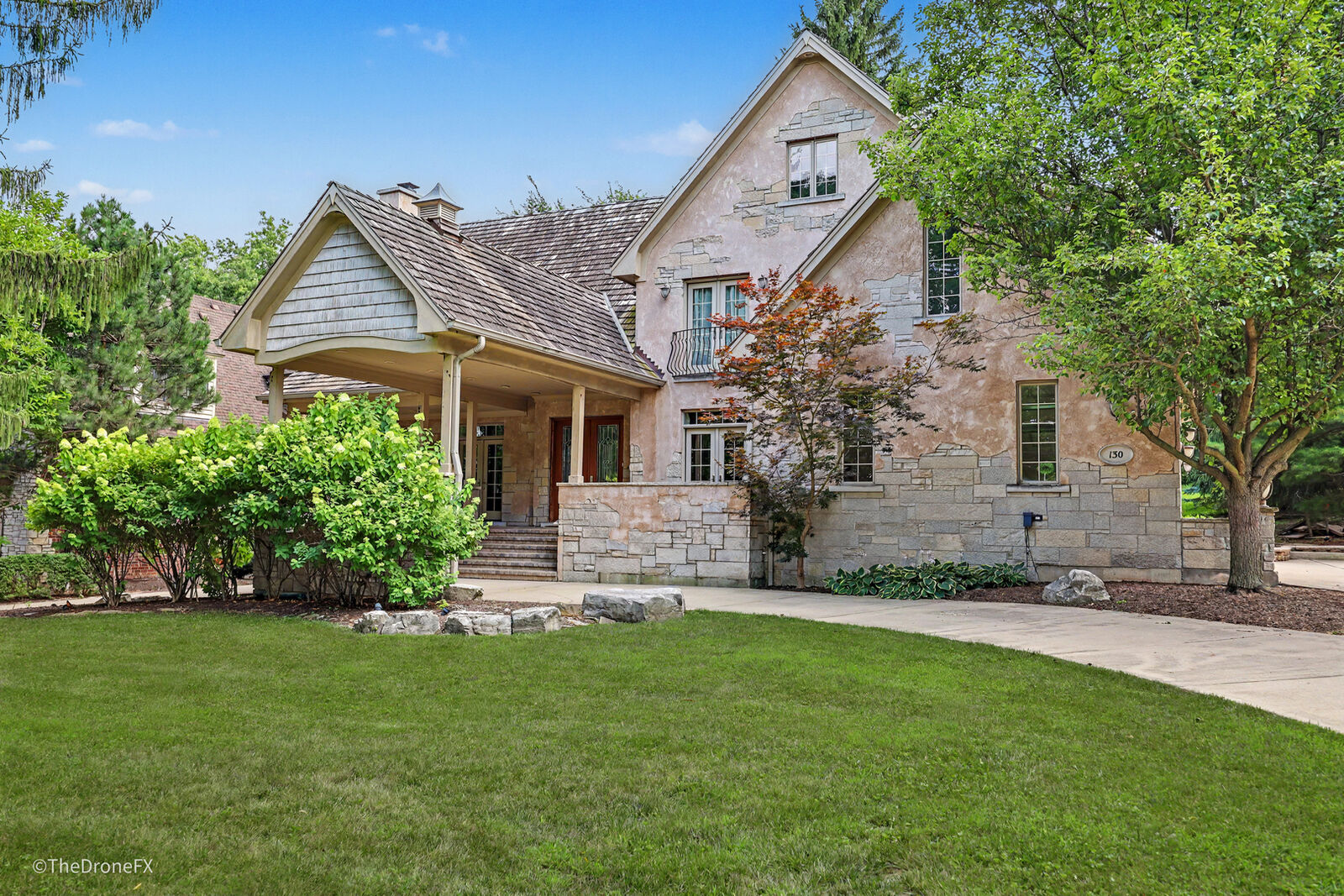 Property Photo:  130 Fuller Road  IL 60521 
