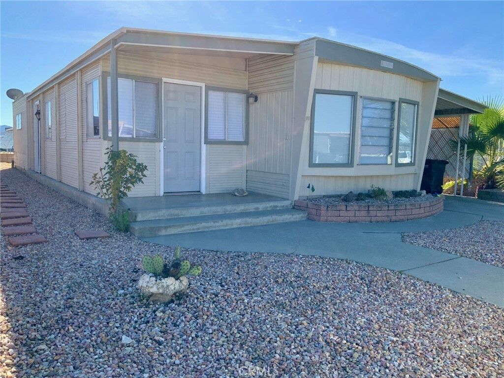 Property Photo:  690 Santa Clara  CA 92543 