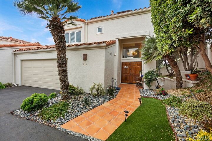 Property Photo:  876 Cofair Court  CA 92075 
