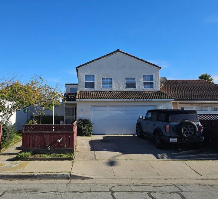 1515 Aragon Circle  Salinas CA 93906 photo