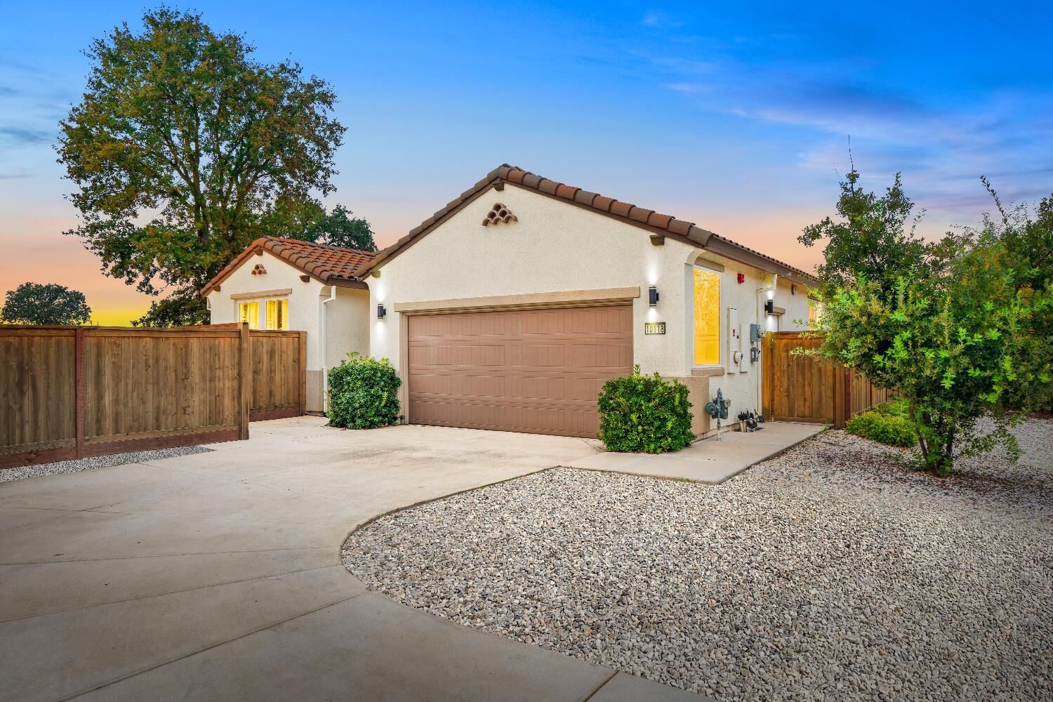 Property Photo:  10118 Cornice Court  CA 95757 