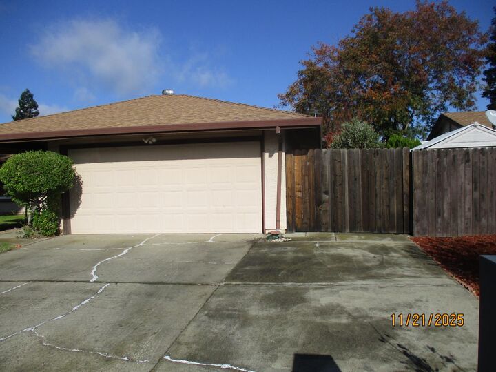 Property Photo:  7072 Sunburst Way  CA 95621 