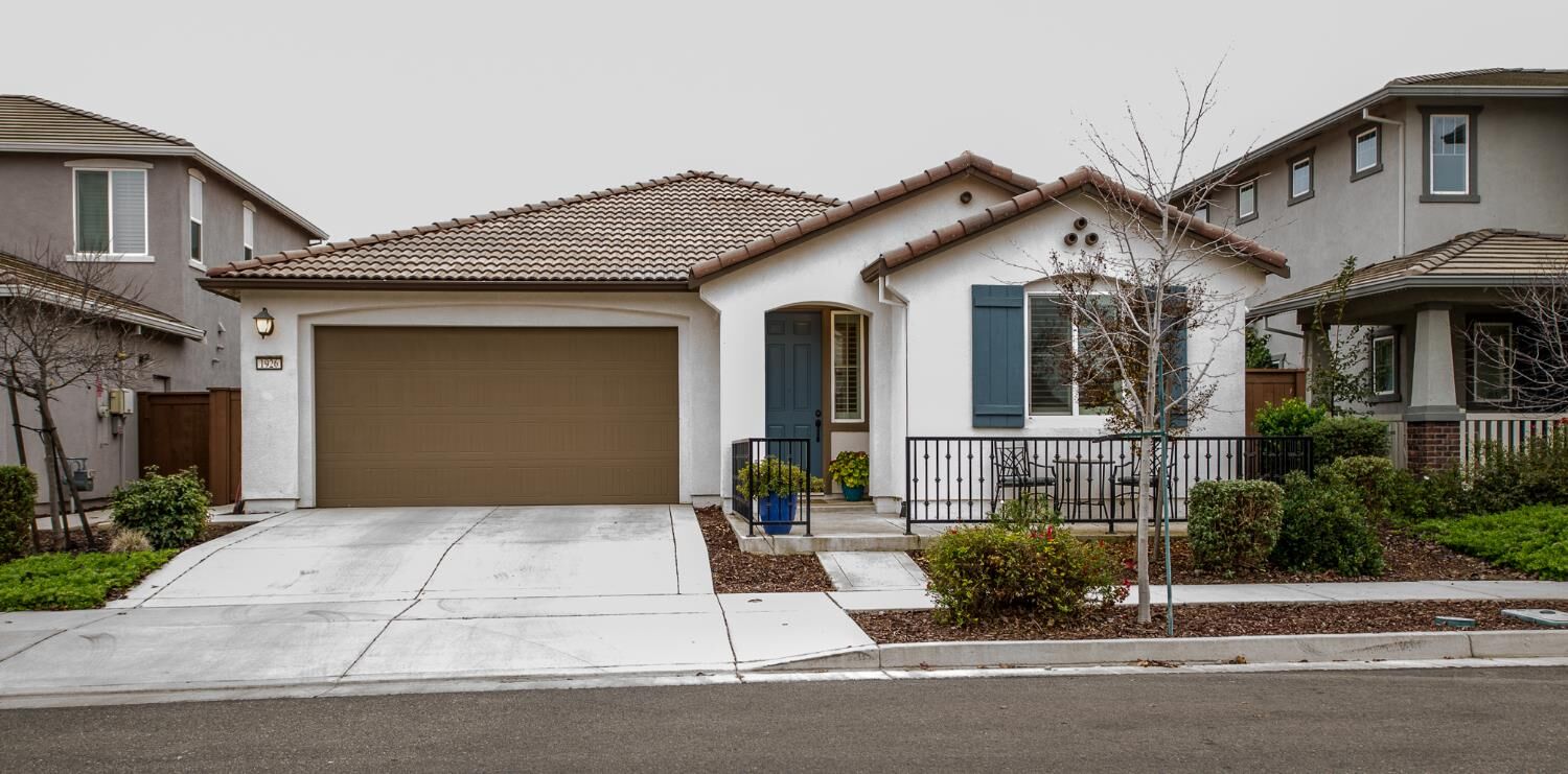 Property Photo: 1926 Brogan Drive CA 95776
