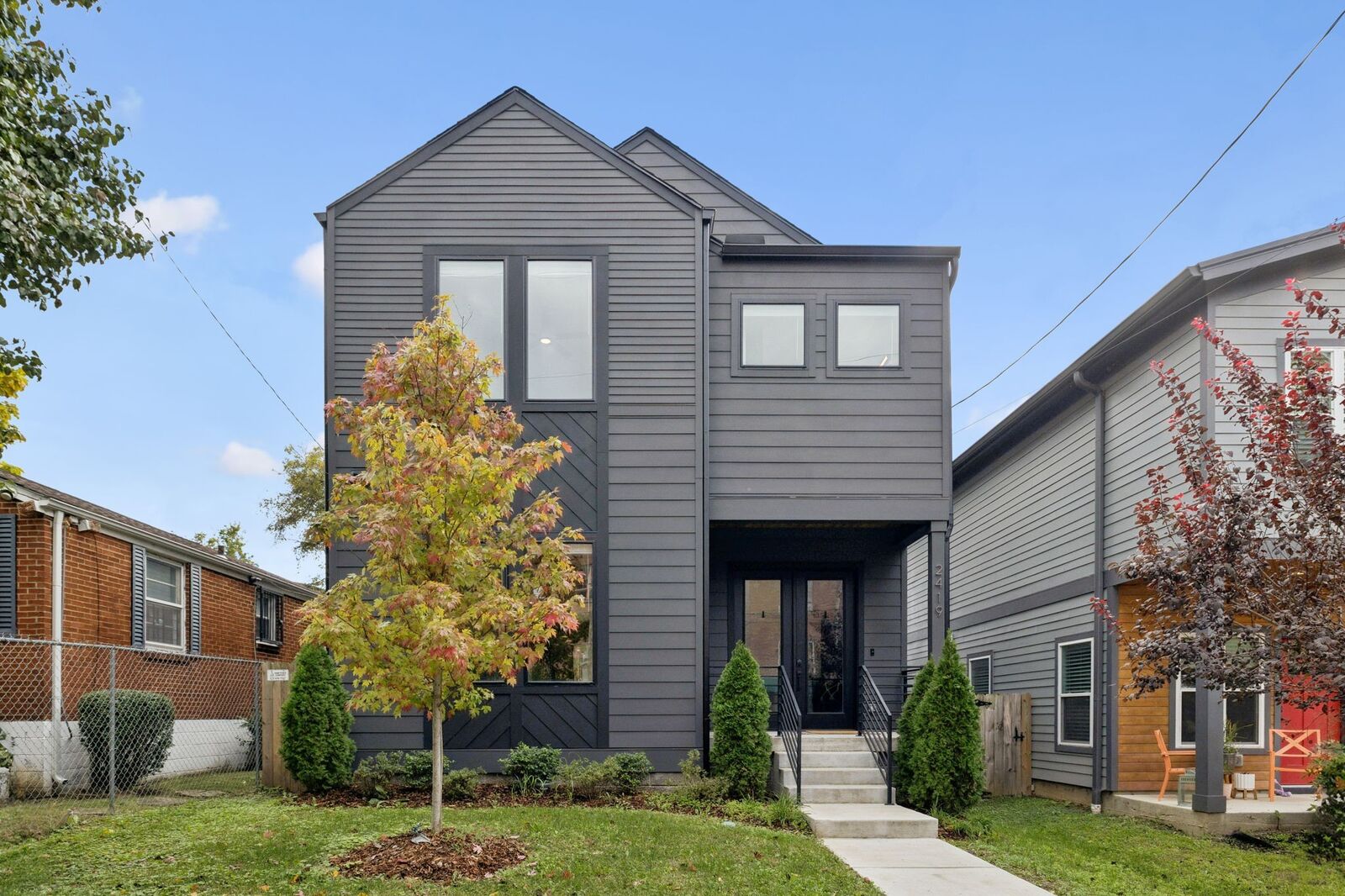 Property Photo:  2419 Batavia St  TN 37208 