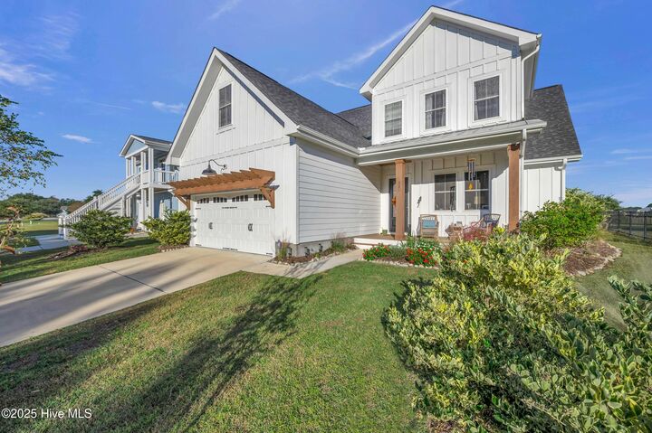 Property Photo:  331 Spicer Lake Drive  NC 28445 