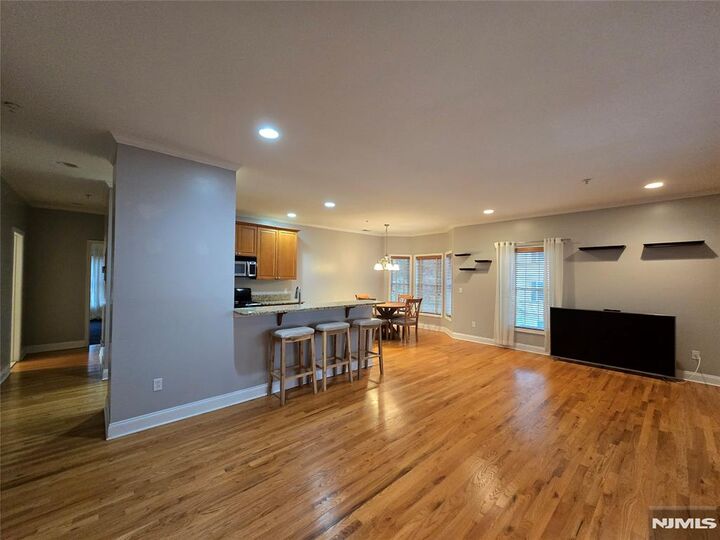 Property Photo:  109 Hawthorne Avenue 109 C  NJ 07656 