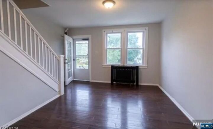 Property Photo:  344 Milton Avenue  NJ 07065 