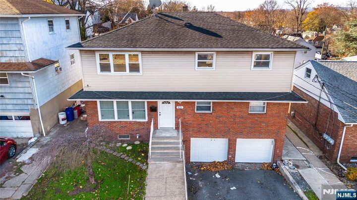 Property Photo:  413 Essex Street 2nd Floor  NJ 07601 