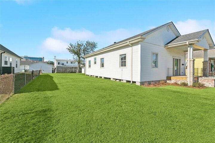 Property Photo:  290 Brooklyn Avenue  LA 70121 