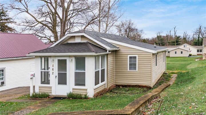 862 Wabash Avenue  Zanesville OH 43701 photo