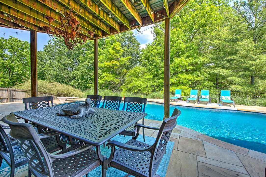Property Photo:  1406 NE Bluff Spring Avenue  AR 72712 