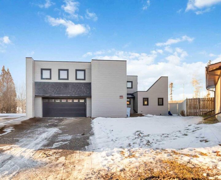224 Torrie Crescent  Fort McMurray AB T9K 1J7 photo