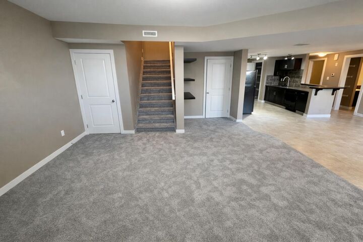 Property Photo: 189 Silkstone Road W 2 AB T1J 4J9