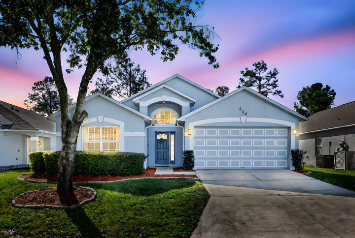 Property Photo:  844 Casterton Circle  FL 33897 