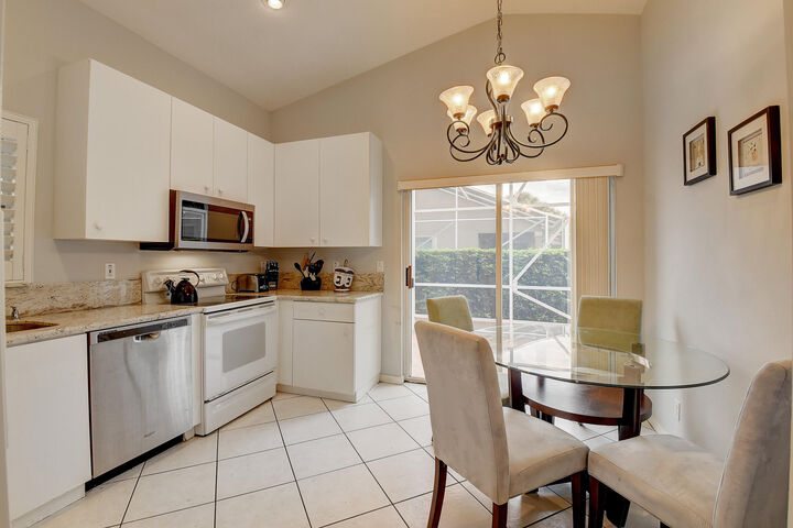 Property Photo: 11592 Augustus Drive FL 33437