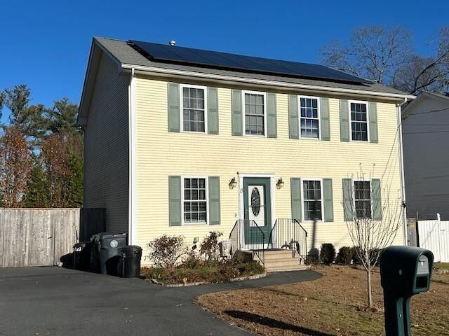 Property Photo:  8 Byron Boulevard  RI 02888 