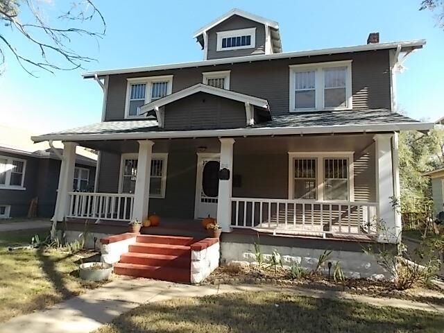 Property Photo:  1848 N Park Pl  KS 67203 