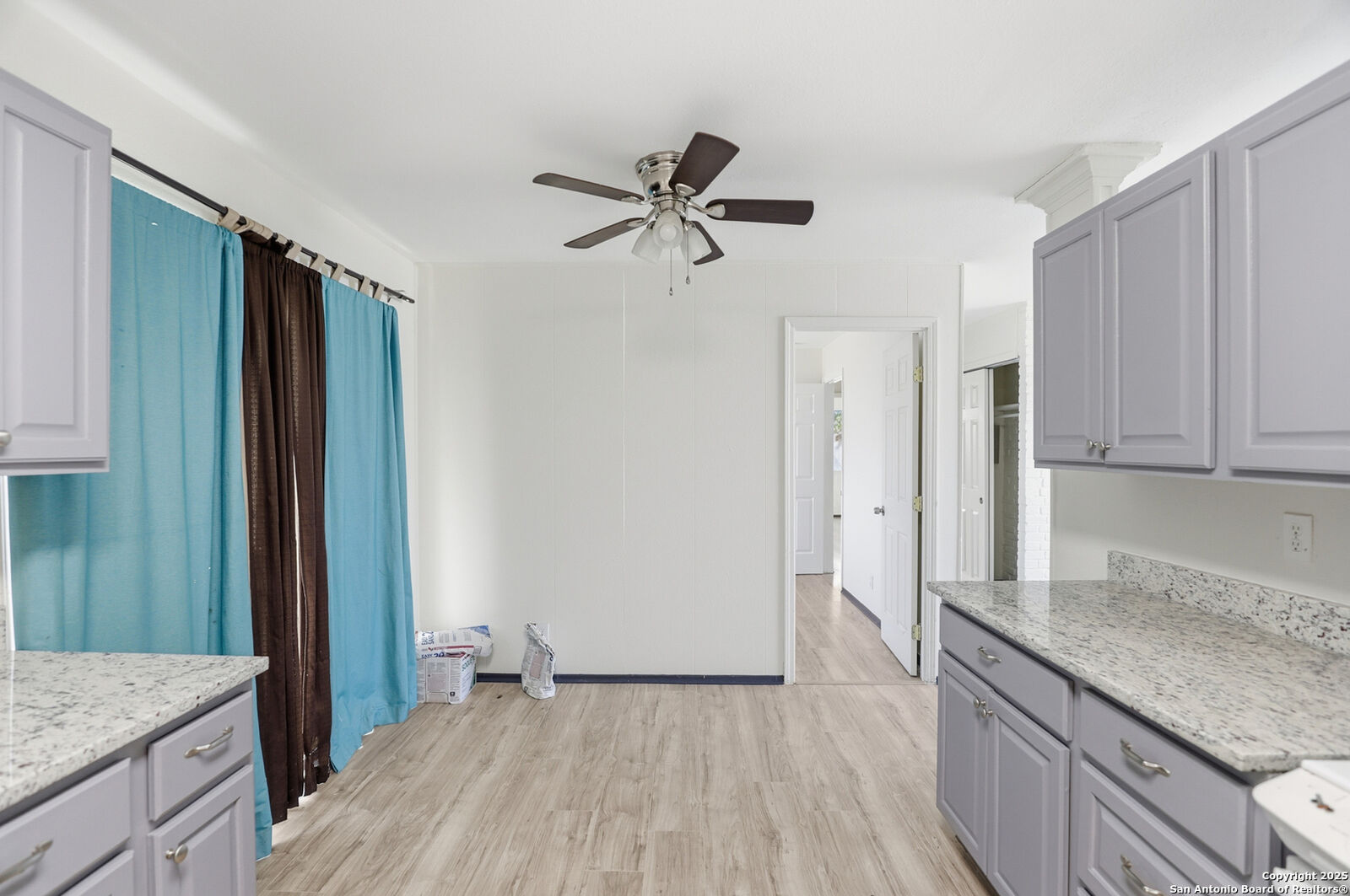 Property Photo: 151 Moss Valley TX 78227