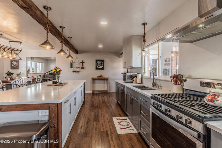 Property Photo: 3708 N Sunset Avenue NM 87401